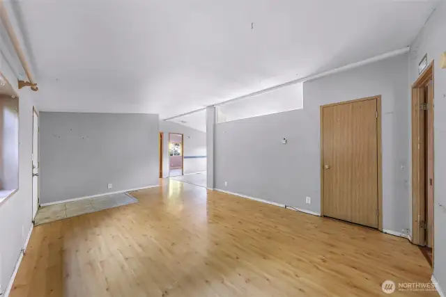 Laminate flooring