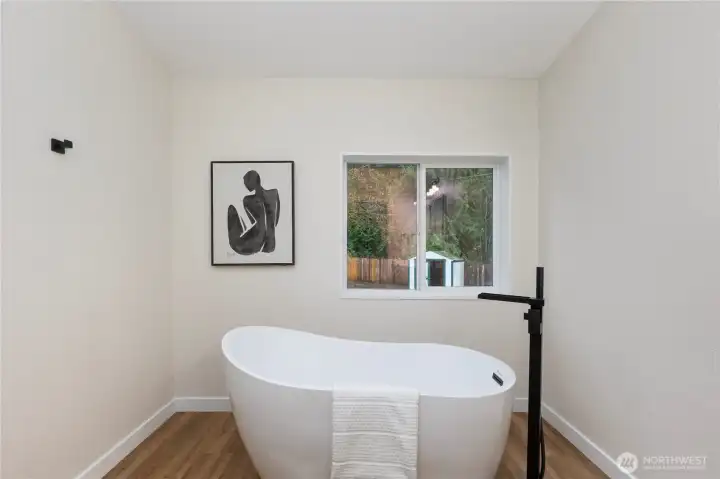Custom Soaking Tub - Ensuite Primary