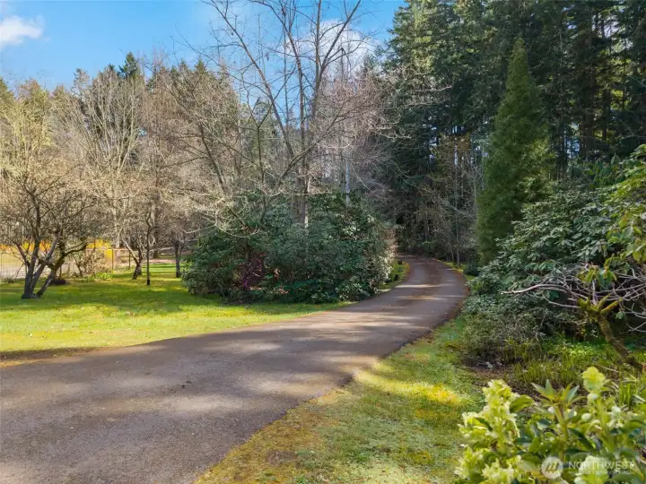 And on your way out, the paved driveway is a final little detail that speaks to the ease and practicality woven throughout the property.