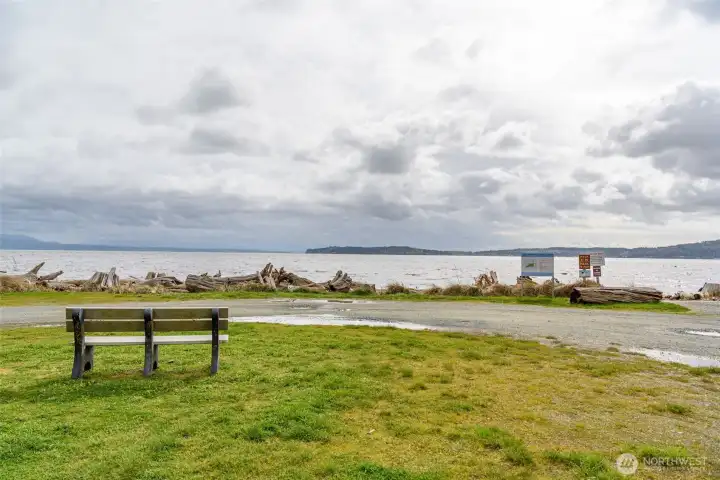 Nearby public beach access at Mariner's Cove.