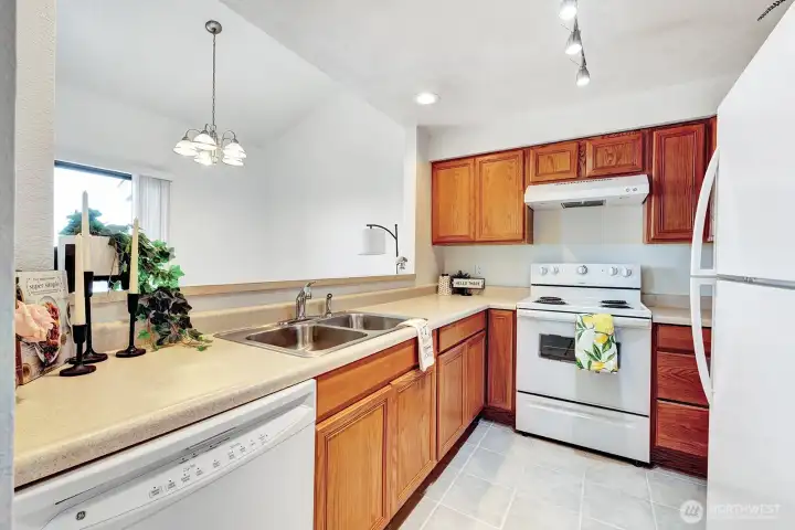 Functional kitchen has newer appliances