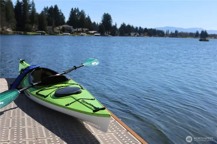 Boating, swimming, fishing & abundant wildlife in your backyard