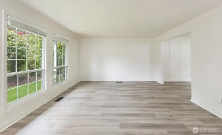 Living room as seen from the front door