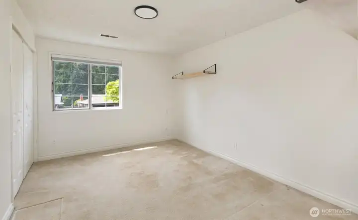 Fourth bedroom
