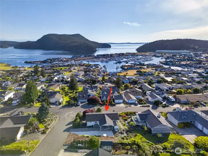Close proximity to the marina and all Skyline amenities Close proximity to the marina and all Skyline amenities