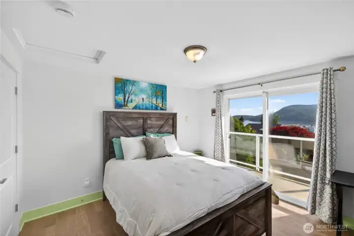 Primary bedroom conveniently located on the main level. Primary bedroom conveniently located on the main level.