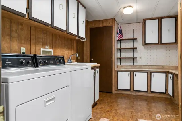 Laundry Room w/ sink
