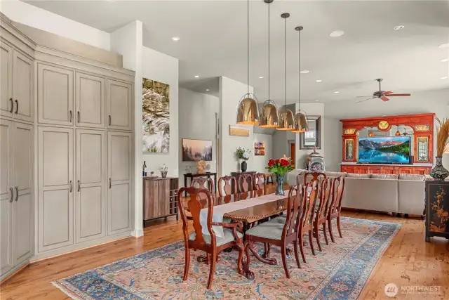 Open Concept Dining to Kitchen