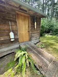 toolshed entrance