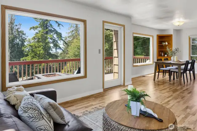 The main level living space faces the view