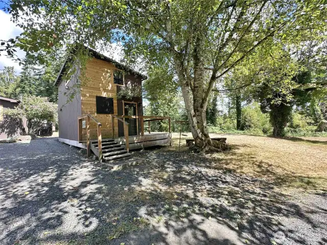 This structure is used as a BNB.