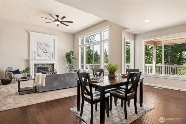 Expansive open layout - perfect for today’s flexible and stylish living.