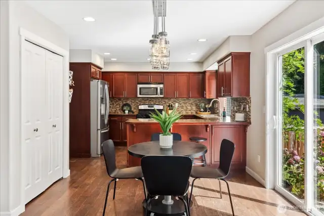 Breakfast nook off of the kitchen