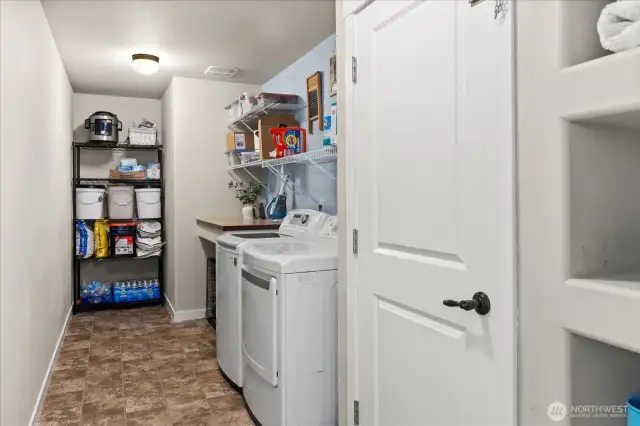 Huge laundry/mud room off of the garage.