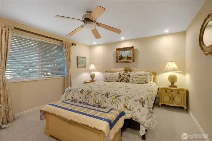 Another large guest bedroom w/ceiling fan.