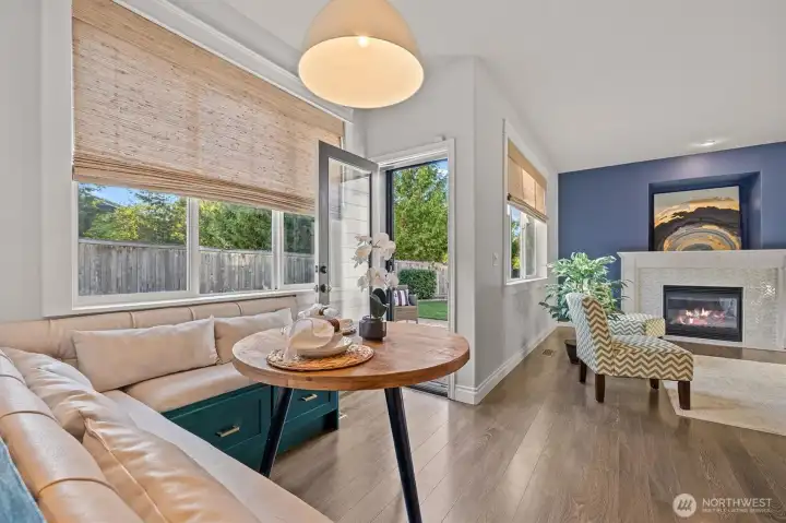 Built-In Eating Area