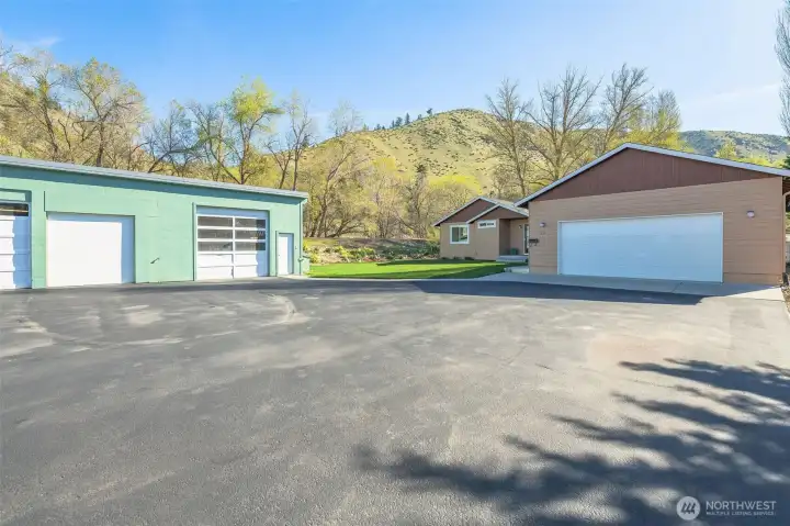 Attached garage + Shop