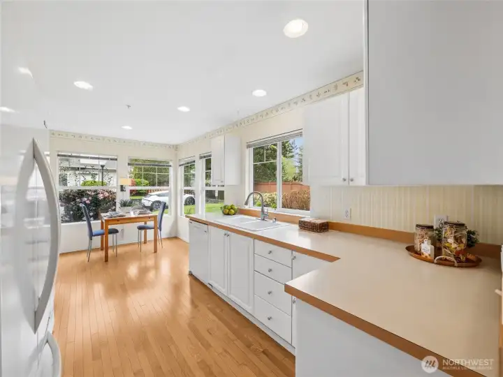 Plenty of cabinet & counter space is the large, bright kitchen!