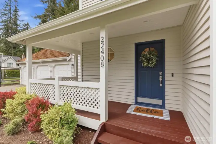Charming covered front porch.