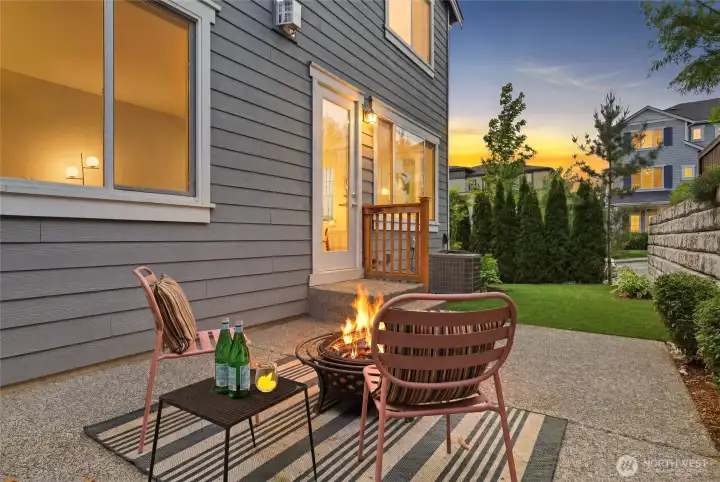 Step outside to low-maintenance yard!