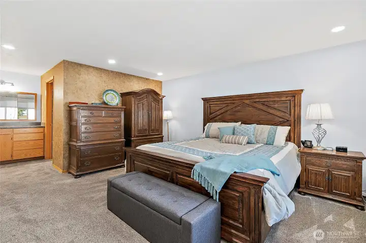 Primary bedroom