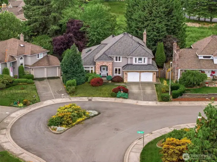 Bird's-eye view with no homes directly behind you and also demonstrating the quiet, highly walkable neighborhood streets with quick commuter access to major freeways, Seattle, and Bellevue.