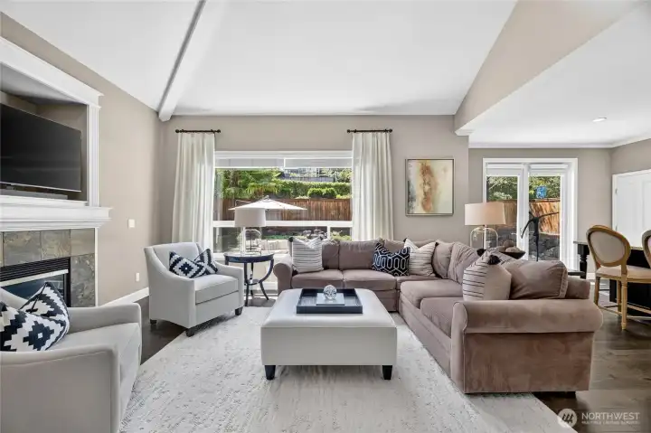 Dramatic Vaulted Ceiling Family Room