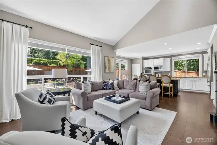 Dramatic Vaulted Ceiling Family Room