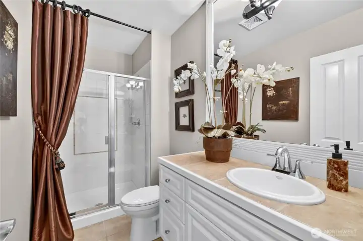 Main Floor 3/4 Bath