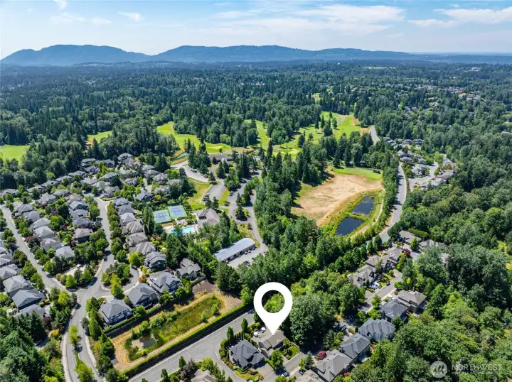 Walk to The Plateau Club and Soaring Eagle Park