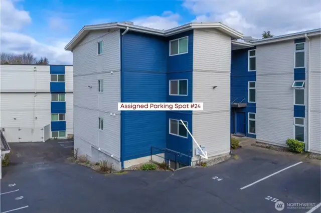 Enjoy the ease of assigned parking just outside your door, no-stairs to access  the unit!