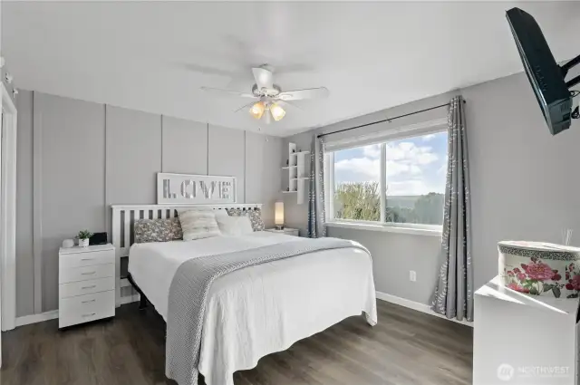 Primary bedroom has a partial view of the sound
