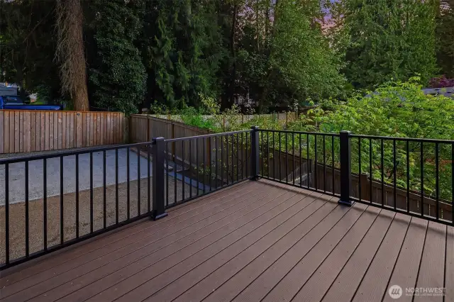 Brand new high quality composite, spacious deck for relaxing and entertaining.