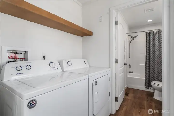 Separate Laundry Room w/ WD.