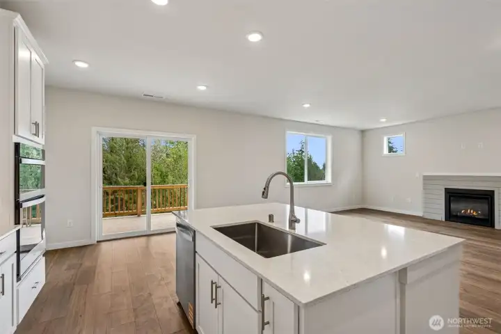 Disclaimer Secondary photos of same floor plan on different lot in different community: Photos are from another Warren, finishes, upgrades, and features may vary.