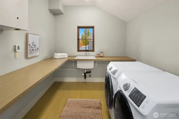 Laundry (2nd Floor)