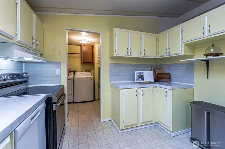 Kitchen with Plenty of counter and cabinet  space