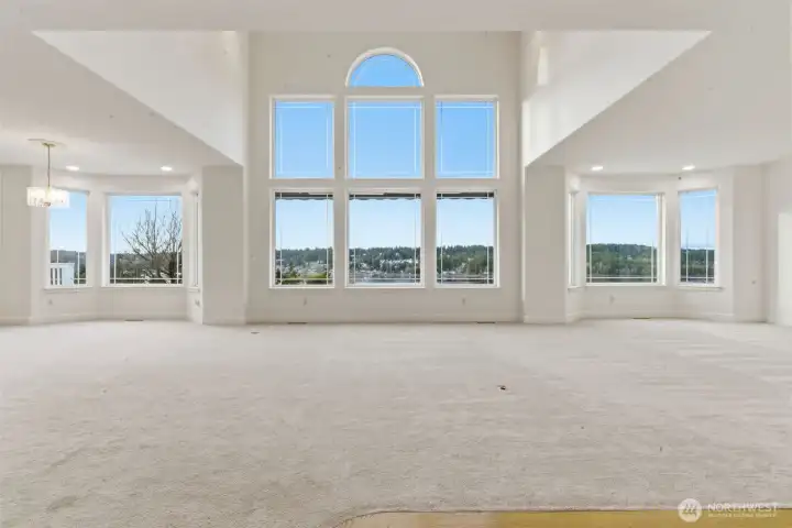 Looking at the living room from the entrance