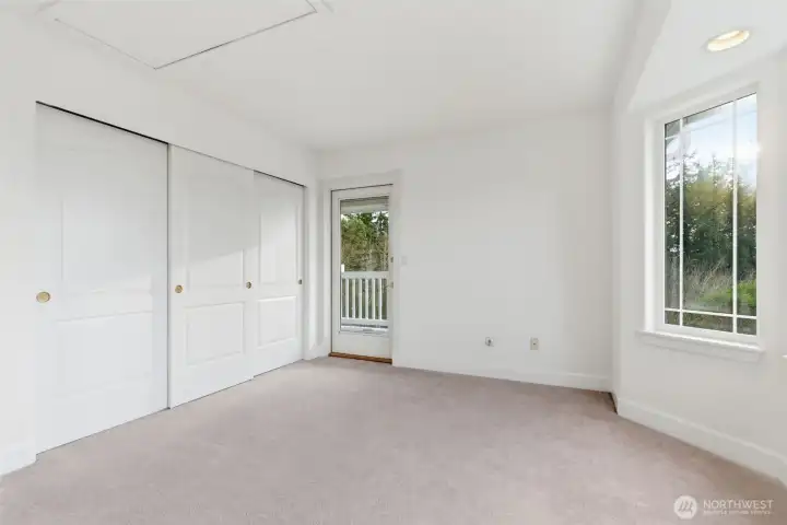 Second floor guest bedroom 1