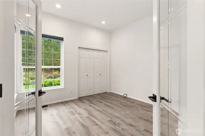 Bedroom 4 or secondary suite with bathroom