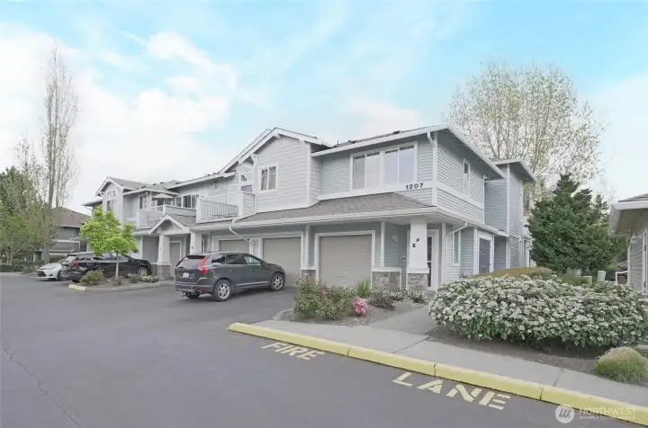 This well-maintained community is a wonderful place to call home!