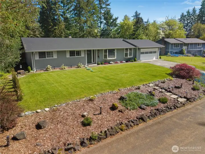 Tranquil setting in the heart of town!