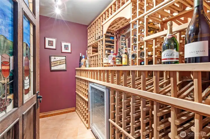 Wine celler off dining
