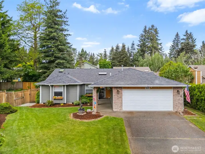 Lovingly cared for rambler with tasteful updates and pride of ownership throughout. Fenced side and rear yards, sun-deck, beautiful kitchen plus open and airy floor plan. Lovingly cared for rambler with tasteful updates and pride of ownership throughout. Fenced side and rear yards, sun-deck, beautiful kitchen plus open and airy floor plan.
