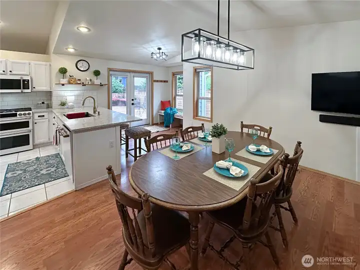 Another view of the family room that adjoins the kitchen. This room is so versatile, would make a great play room, family room, dining area or office space. Another view of the family room that adjoins the kitchen. This room is so versatile, would make a great play room, family room, dining area or office space.