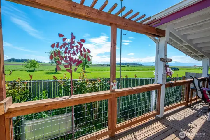 Superb views over the Prairie