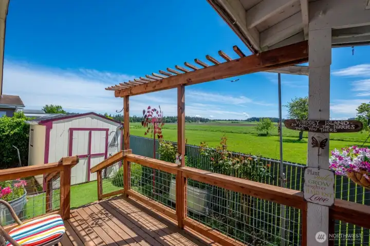 Access to your well tended yard & storage shed