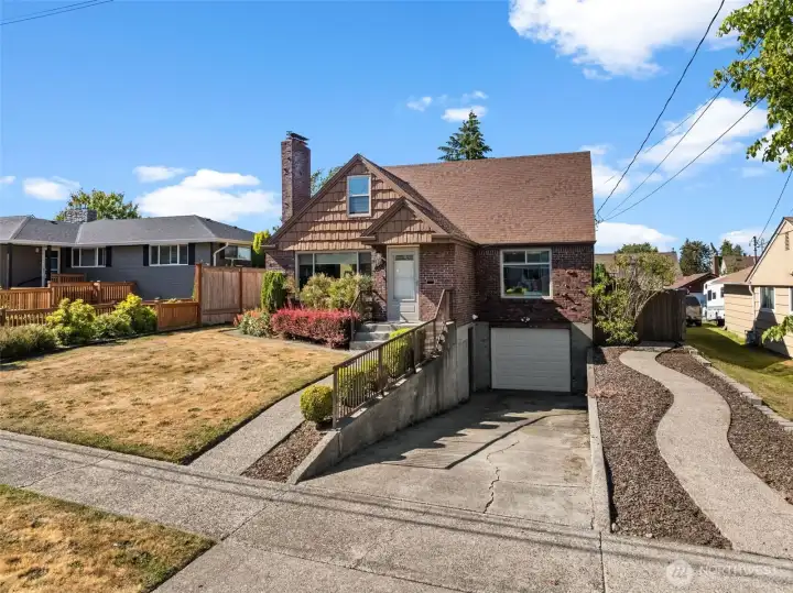 Welcome to 4817 N 22nd St! Welcome to 4817 N 22nd St!