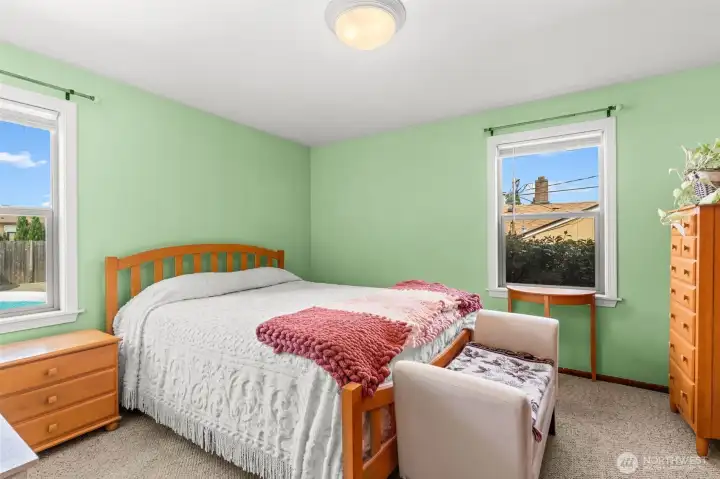 A bright, comfortable, and beautifully inviting bedroom designed to make every visitor feel completely pampered. A bright, comfortable, and beautifully inviting bedroom designed to make every visitor feel completely pampered.