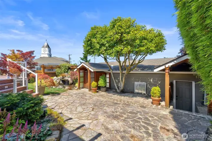 Access to 2 car garage and extra parking. Access to 2 car garage and extra parking.